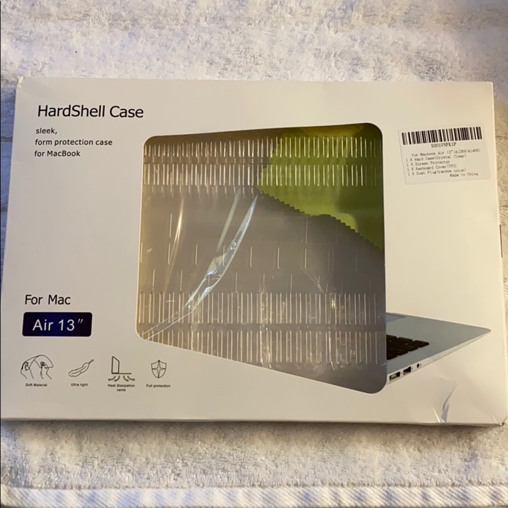 Hard shell case for Mac Air 13”